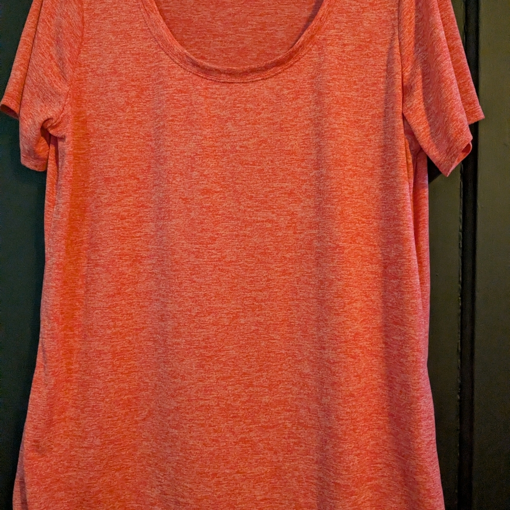 Nike Red Relaxed Short Sleeve Tee